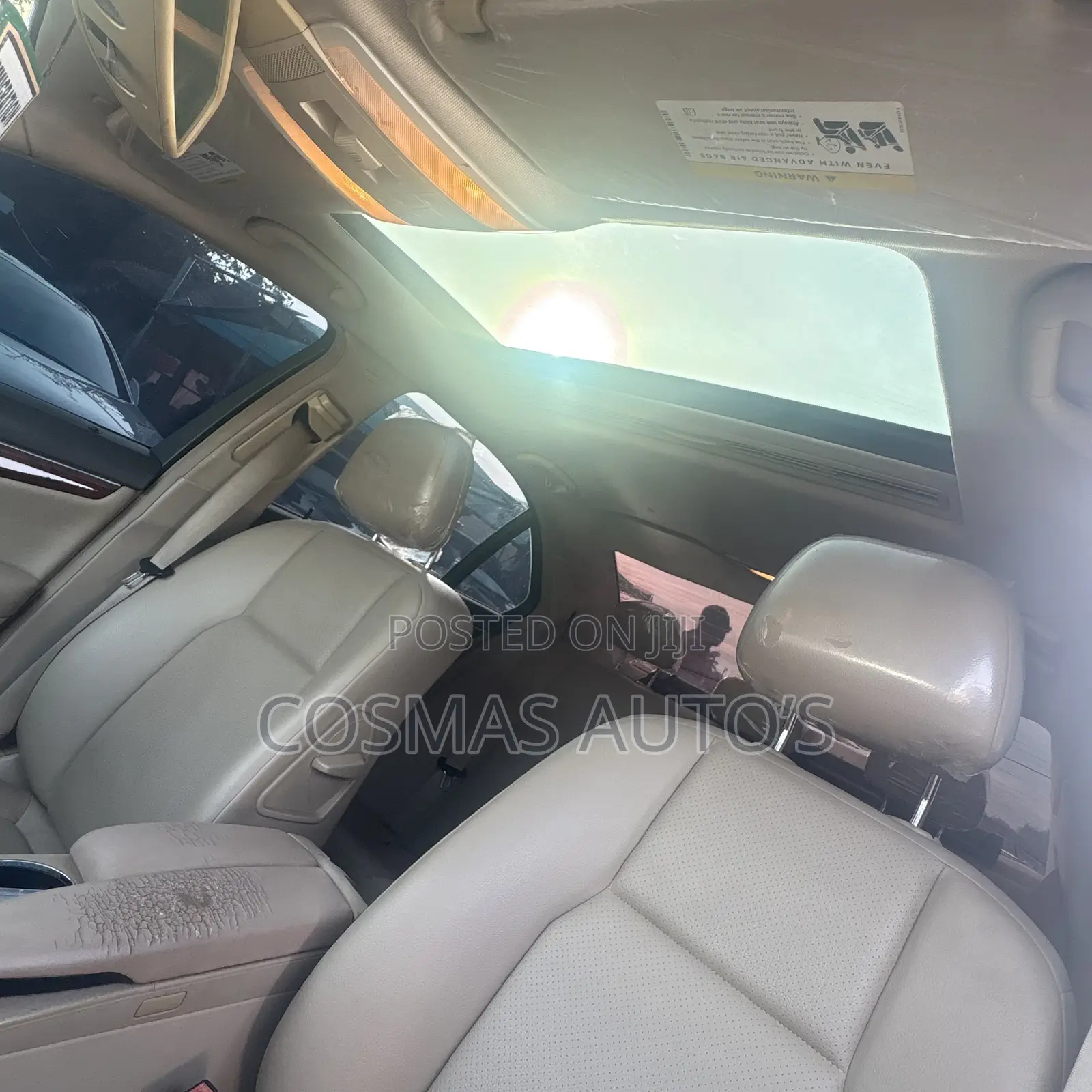 Mercedes-Benz C300 2011 Red