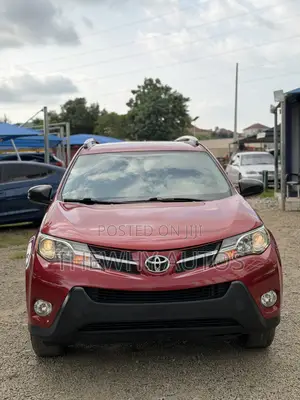 Toyota RAV4 LE 4dr SUV (2.5L 4cyl 6A) 2014 Red