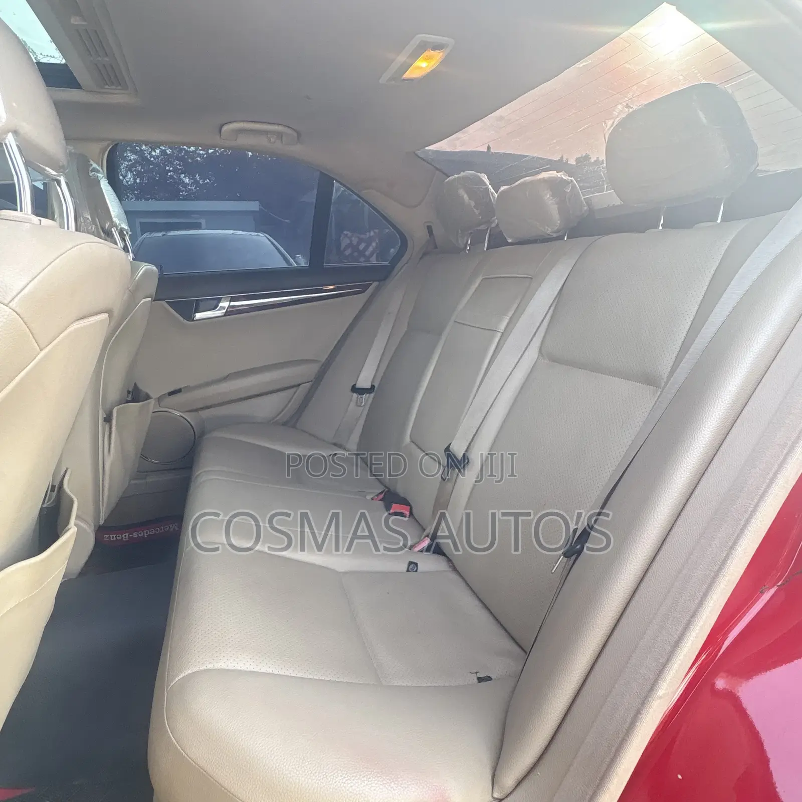 Mercedes-Benz C300 2011 Red