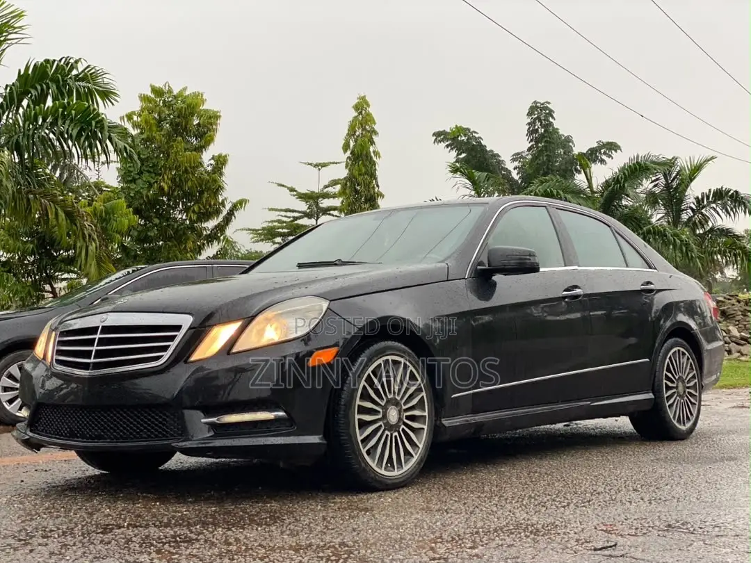 Mercedes-Benz E350 2012 Black