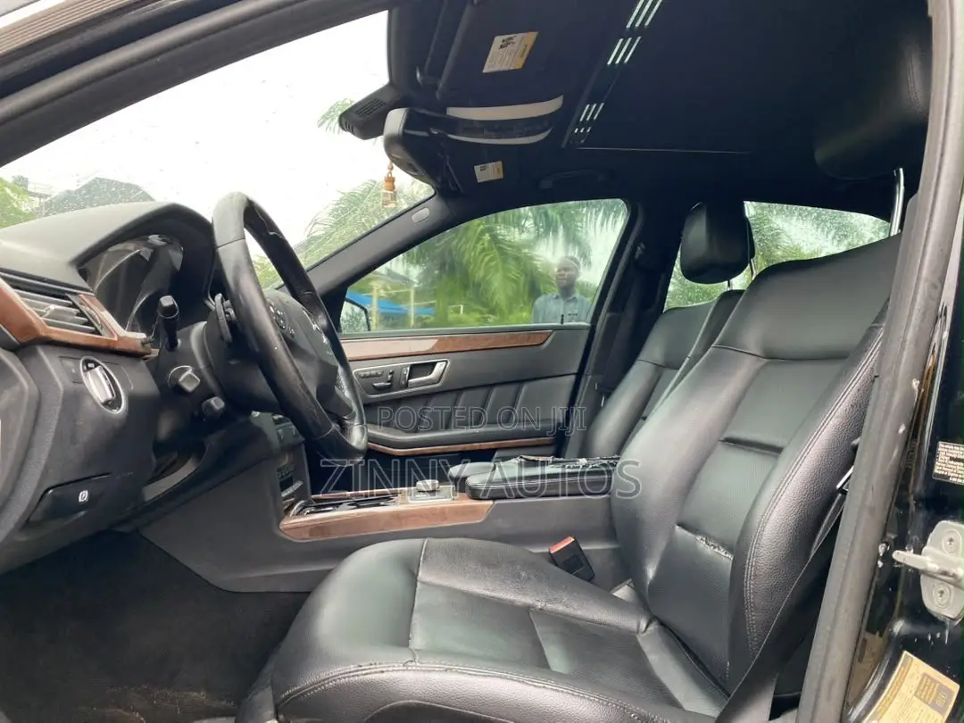 Mercedes-Benz E350 2012 Black