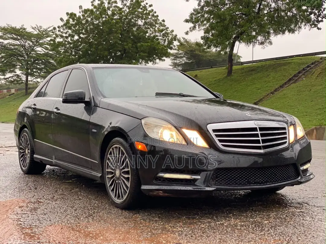 Mercedes-Benz E350 2012 Black