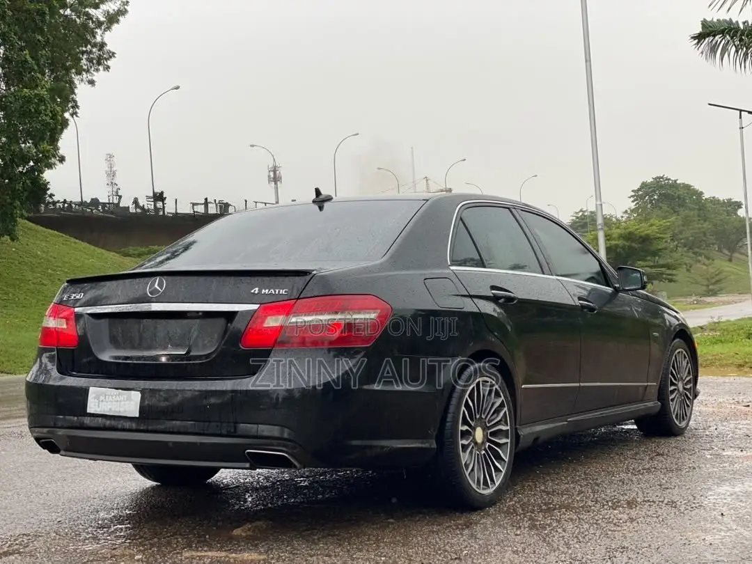 Mercedes-Benz E350 2012 Black