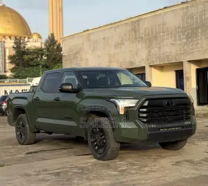 Toyota Tundra 2023 Green