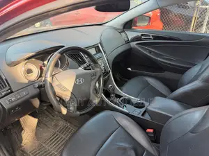 Hyundai Sonata Limited Sedan FWD (2.4L 4cyl 5A) 2010 Burgundy