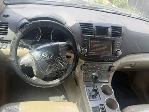Toyota Highlander Limited 2011 Green