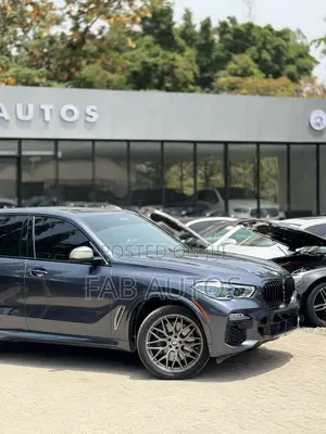BMW X5 M50i 2021 Blue