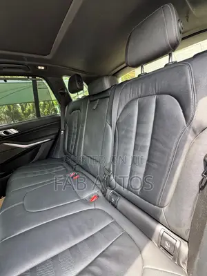 BMW X5 M50i 2021 Blue