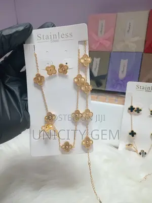 Luxury Stainless Steel Jewelry Set – Elegant Classy
