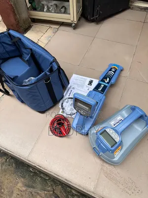 Underground Pipe and Cable Locator