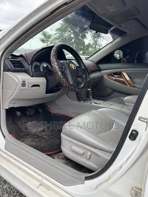 Toyota Camry SE 4dr Sedan (2.4L 4cyl 5A) 2008 White
