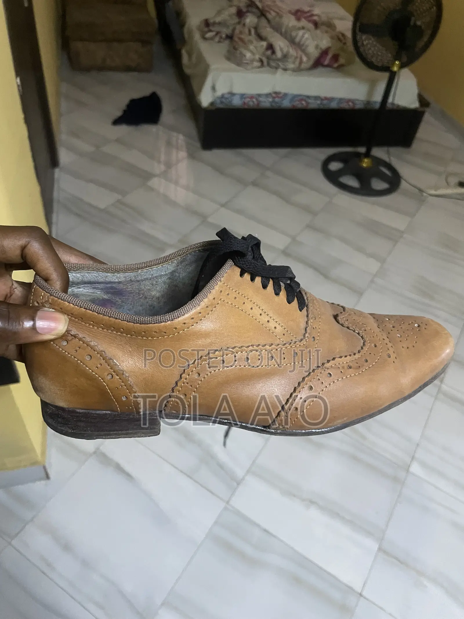 Correct Shoe