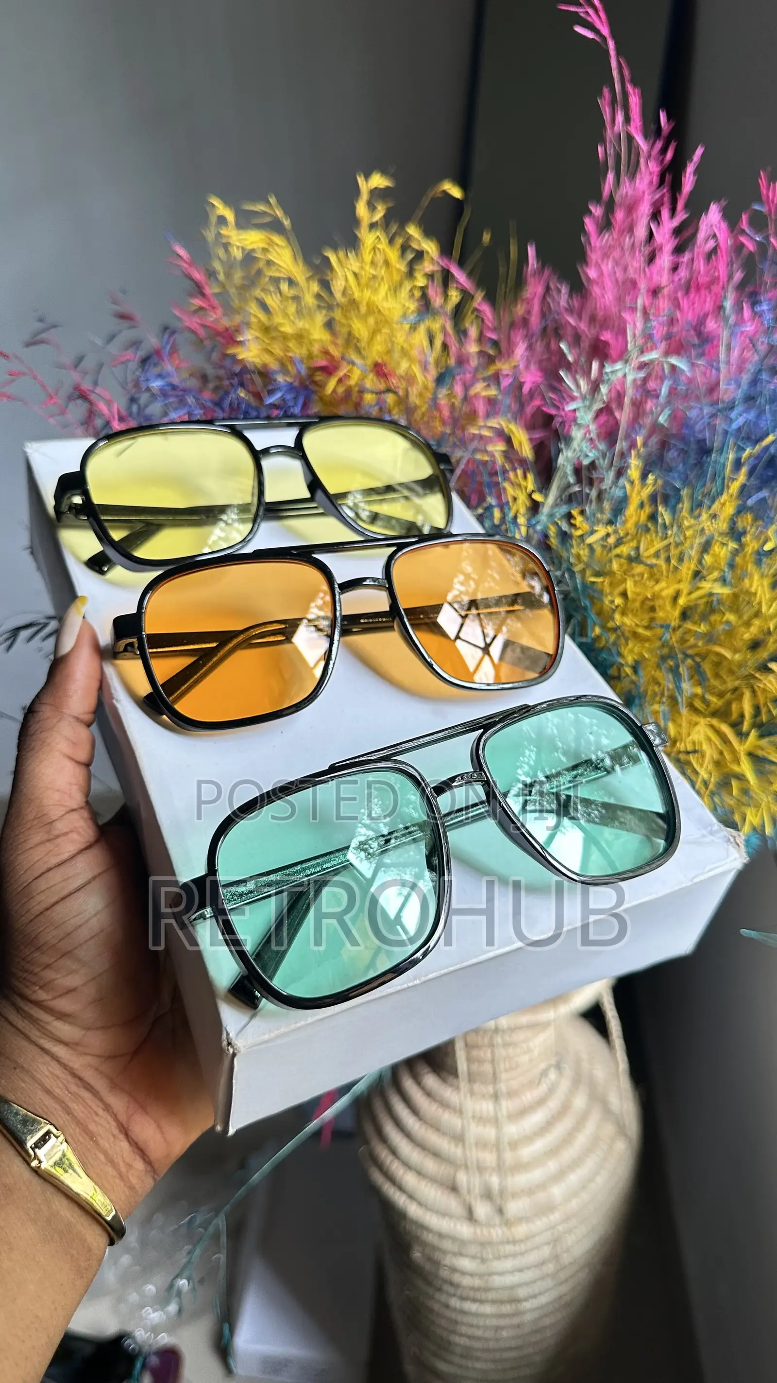 SUNGLASSES Retro