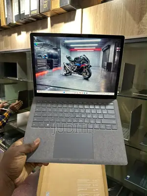 New Laptop Microsoft Surface Laptop 4 16GB Intel Core i7 eMMC 512GB