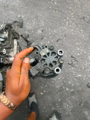Toyota Corolla 2003-2007 Power Steering Pump