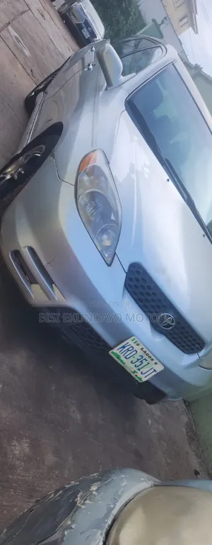 Toyota Matrix 2004 Silver