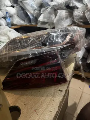 Headlamp Es350 2016 / 2018 Upgrade Type Available