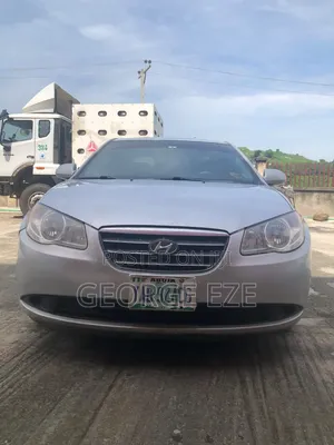 Hyundai Elantra 2008 Silver