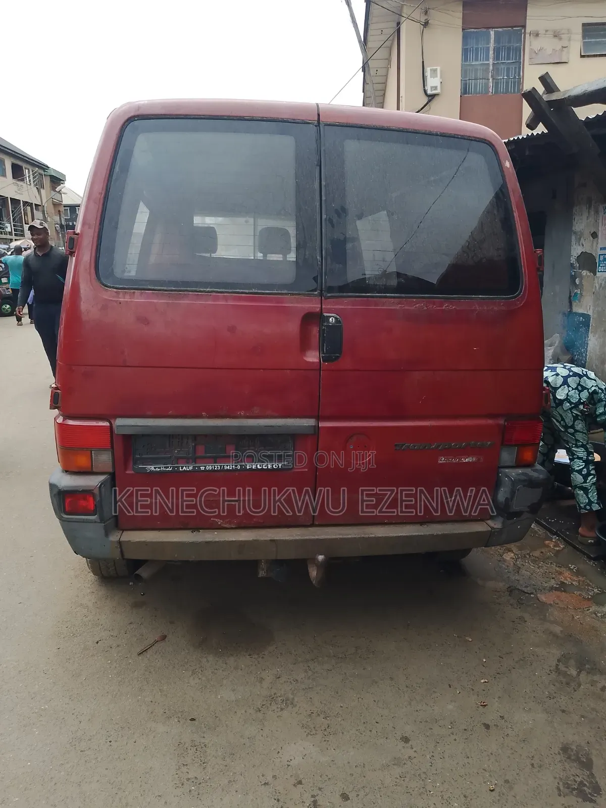 Volkswagen Transporter 2000 Red