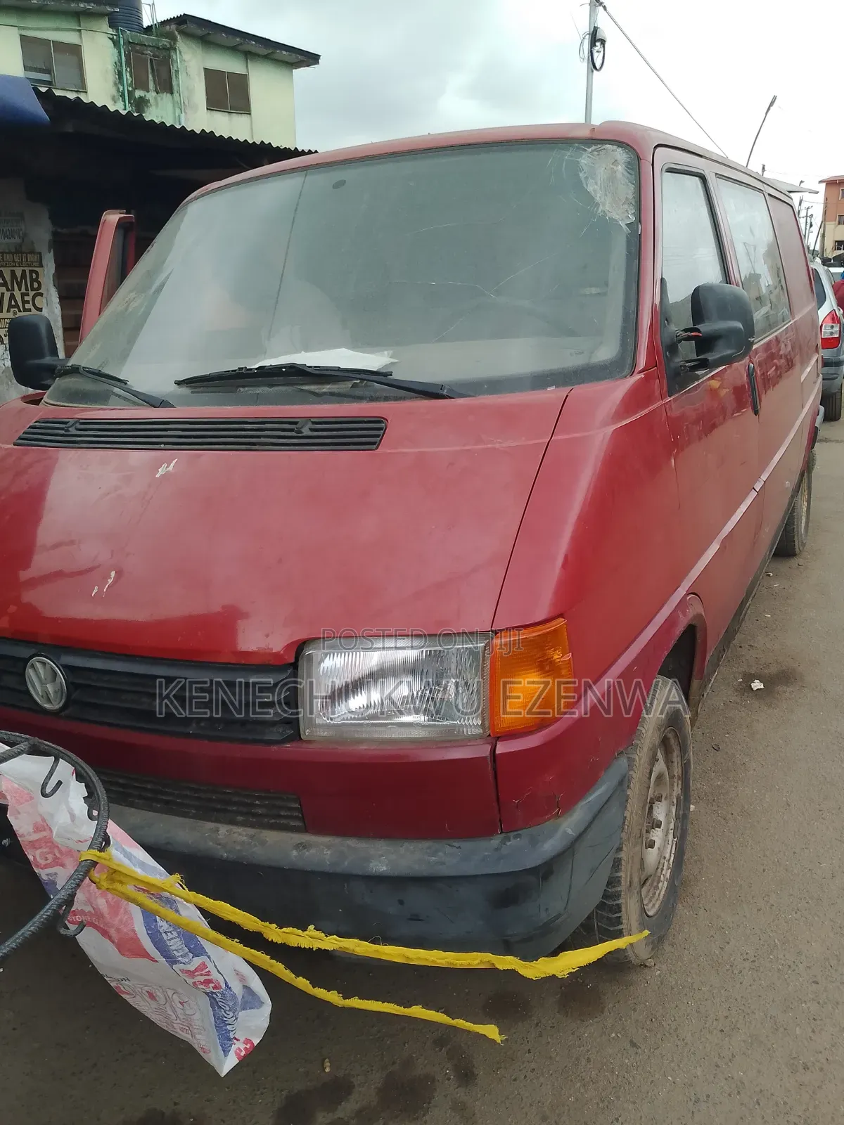 Volkswagen Transporter 2000 Red