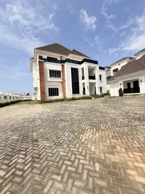 7bdrm Villa in Guzape District for sale