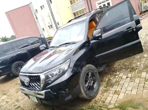 Toyota Land Cruiser Prado 2020 Black