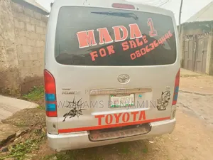 Toyota HiAce 2010 Grey