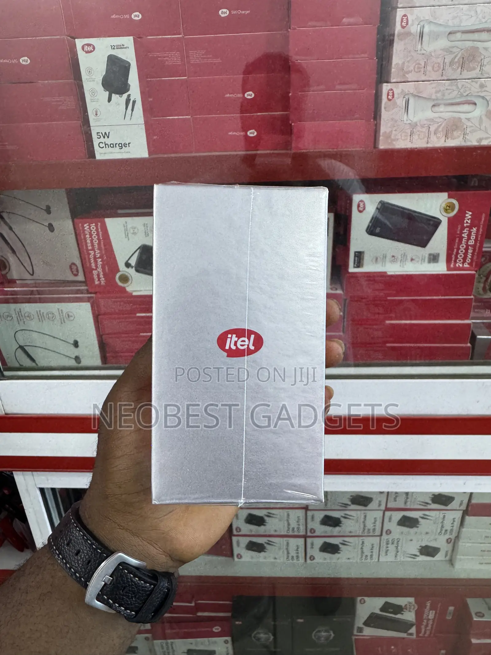 Itel Smart Watch Edge R1 Pro