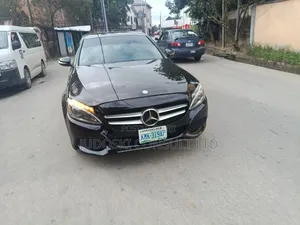 Mercedes-Benz C300 2015 Black