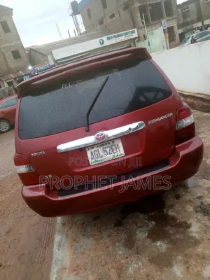 Toyota Highlander 2004 Red
