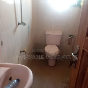 Mini Flat in Divine, Ado-Odo/Ota for rent
