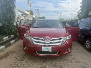 Toyota Venza V6 AWD 2011 Red