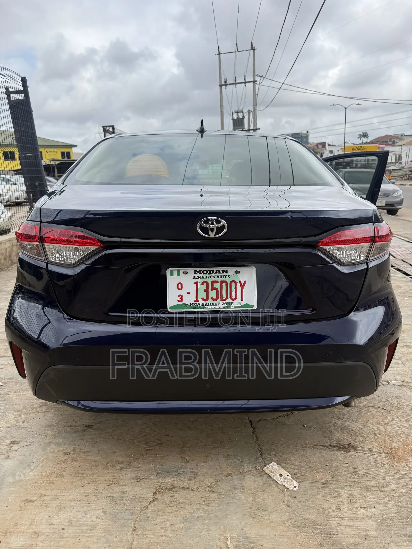 Toyota Corolla LE 2021 Blue