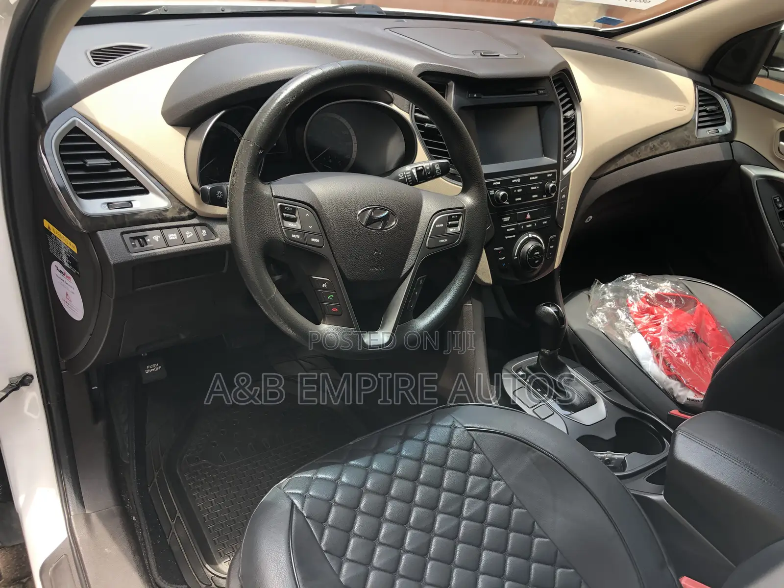 Hyundai Santa Fe 2017 White