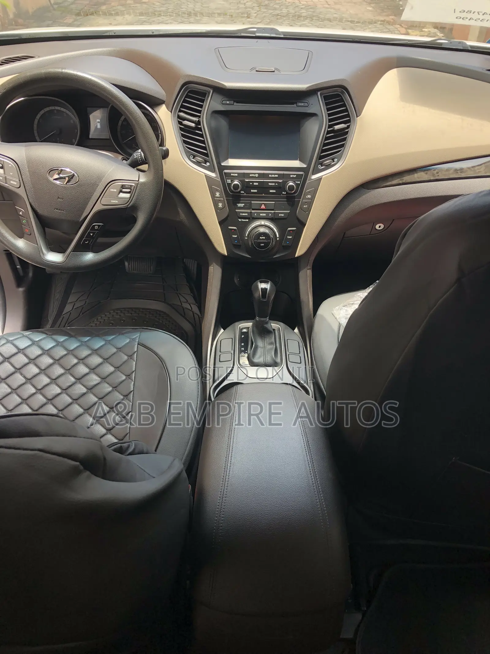 Hyundai Santa Fe 2017 White