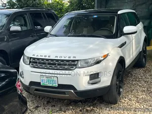 Land Rover Range Rover Evoque Pure Plus AWD 2013 White
