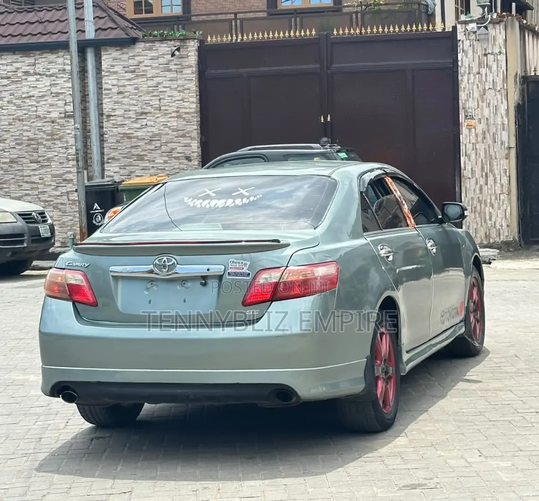 Toyota Camry 2021 Teal