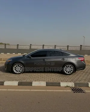 Toyota Avalon Limited 4dr Sedan (3.5L 6cyl 6A) 2014 Gray