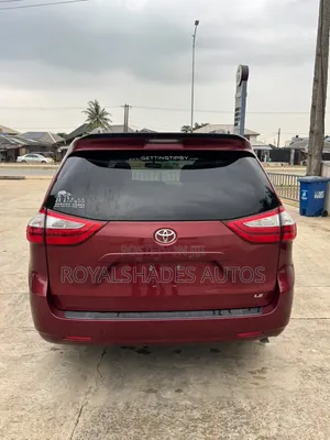 Toyota Sienna Limited 7-Passenger 4dr Minivan (3.5L 6cyl 6A) 2015 Red