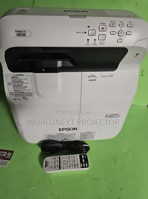 Ultra-Short-Throw 3LCD Presentation Display Designed for Classrooms