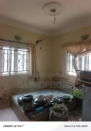 4bdrm Duplex in Okebadan Estate for rent