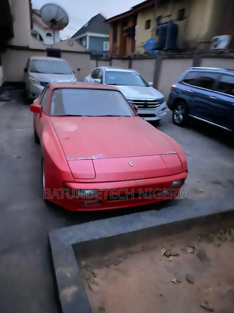 Porsche 944 1984 Red