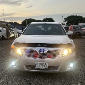 Toyota Camry LE 4dr Sedan (2.5L 4cyl 6AM) 2010 Silver