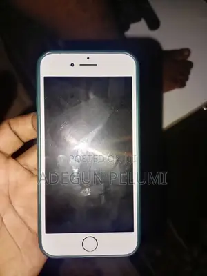 Apple iPhone 7 32 GB Silver
