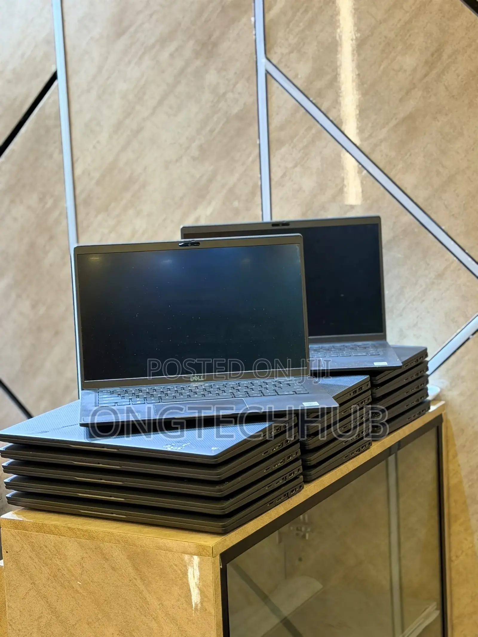 Laptop Dell Latitude 7420 32GB Intel Core i7 SSD 512GB