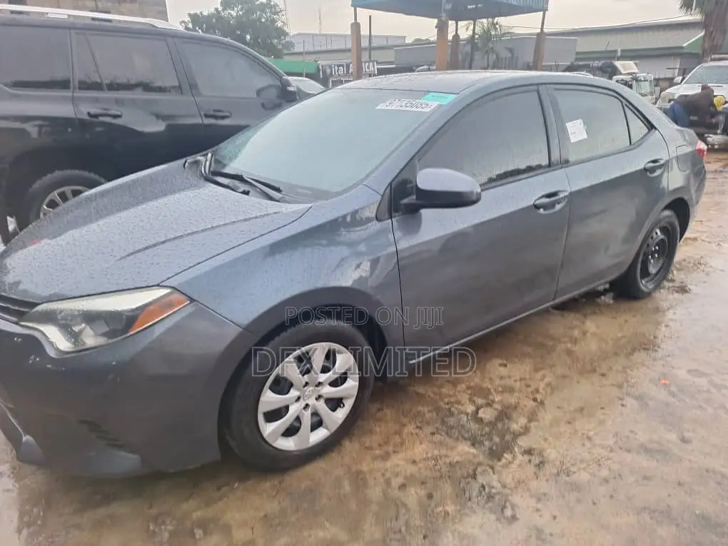 Toyota Corolla 2016 Blue
