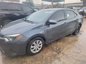Toyota Corolla 2016 Blue
