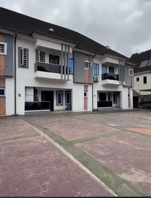 4bdrm Duplex in Road F, Obio-Akpor for sale