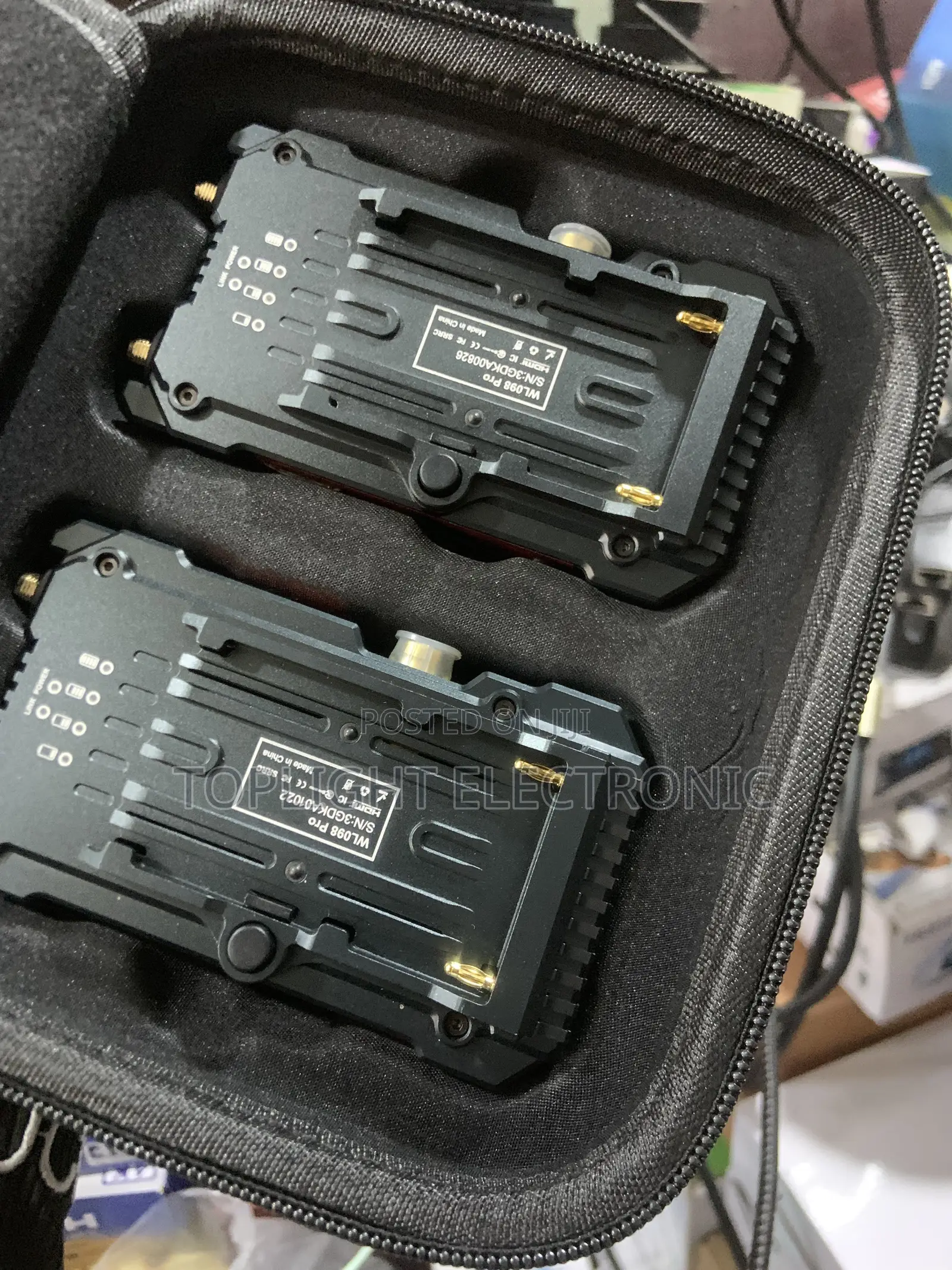 400 Meters BovBox Wireless HDMI Transmitter and Receiver.