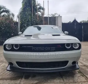 Dodge Challenger 2015 Beige